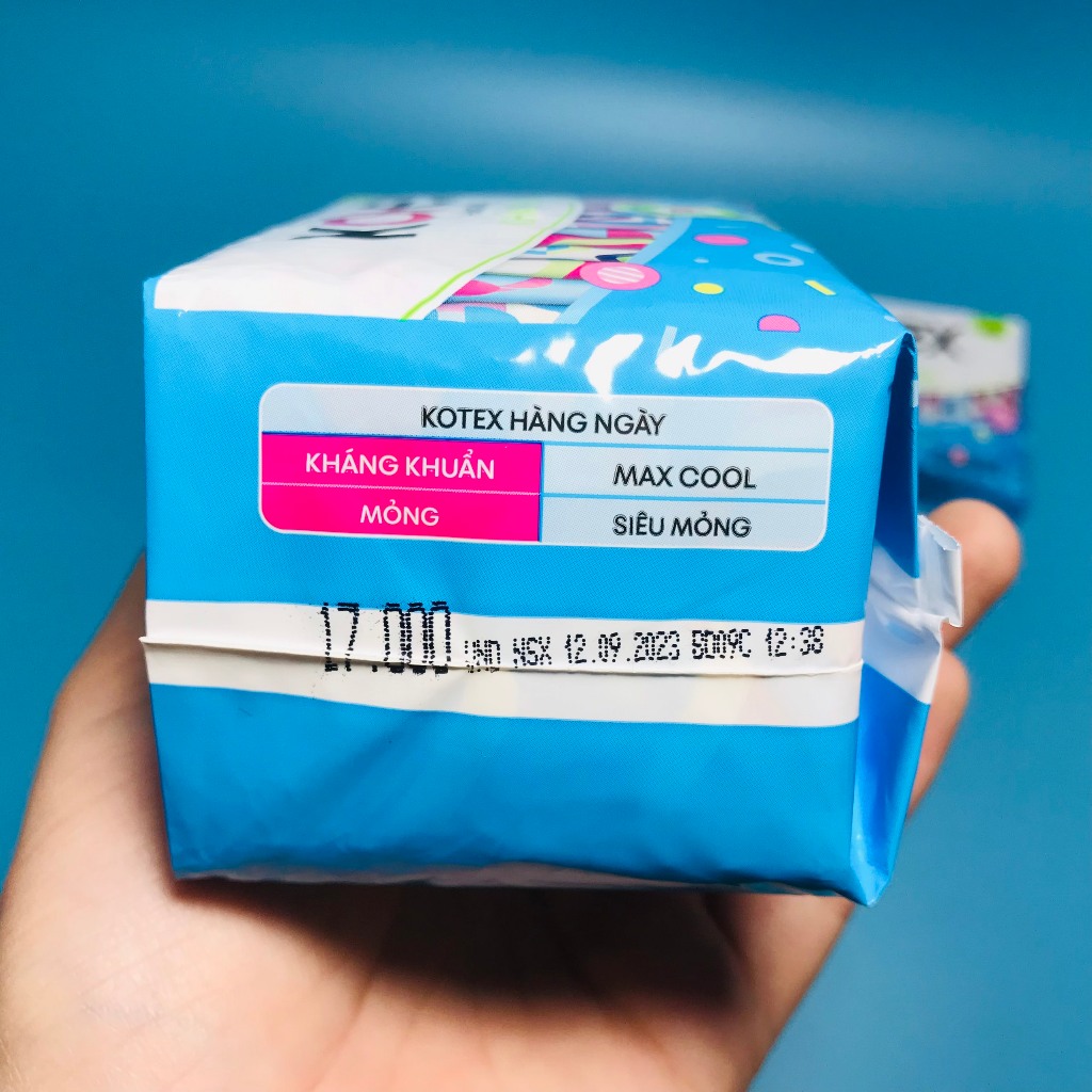 Băng vệ sinh Kotex siêu mỏng hàng ngày 20 miếng -8080