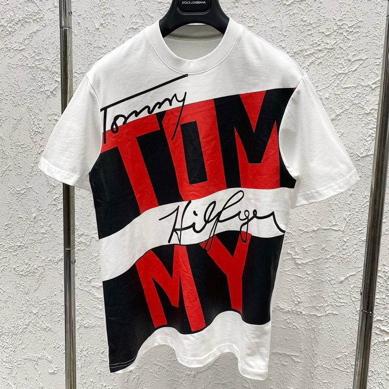 Áo phông nam nữ in hoạ tiết vạch chéo chữ Tommy Chữ To đen trắng đỏ cổ bo dày dặn đẹp HOT TREND 2023 siêu đẹp