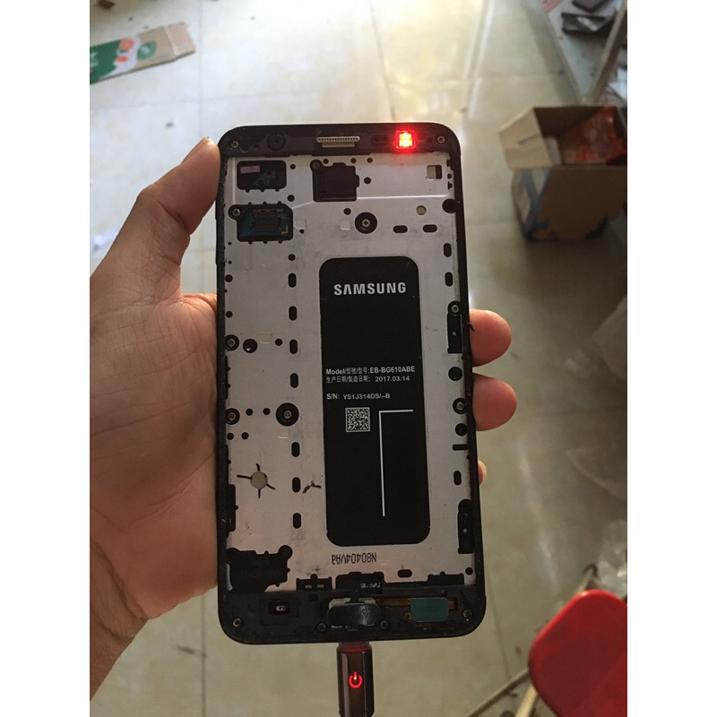 Xác sống samsung j7 prime