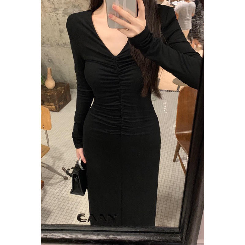 ĐẦM MIDI BODY ĐEN NHÚN EO