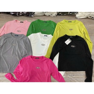 Áo thun nữ chữ D tay dài chất thun gân tăm dáng ngắn croptop