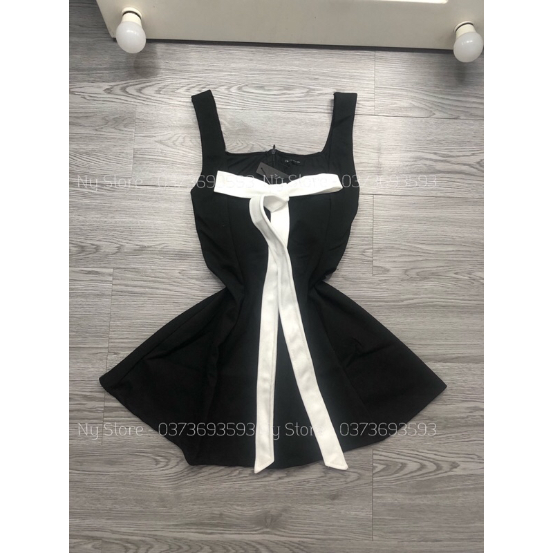 ĐẦM XOÈ NƠ NGỰC KÈM QUẦN