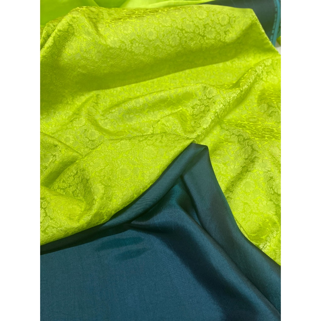 Vải Lụa Hà Đông Satin Hoa Cúc - Đông Hương Silk - LHVS031 Xanh Cốm - mát, mềm, tôn dáng, quý phái, sang trọng