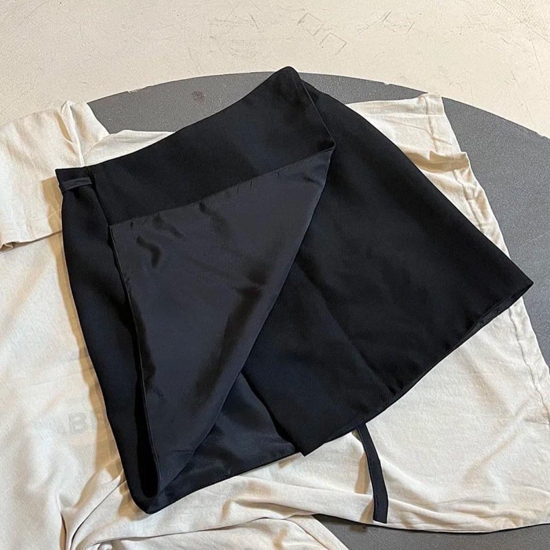 ✨Chân váy F21 thắt dây - CVF1311