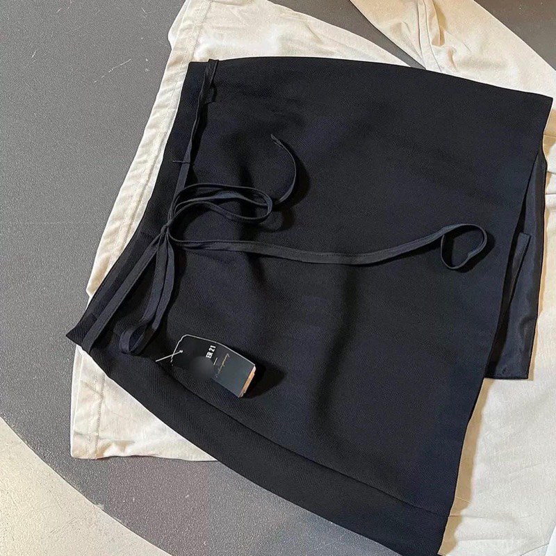 ✨Chân váy F21 thắt dây - CVF1311