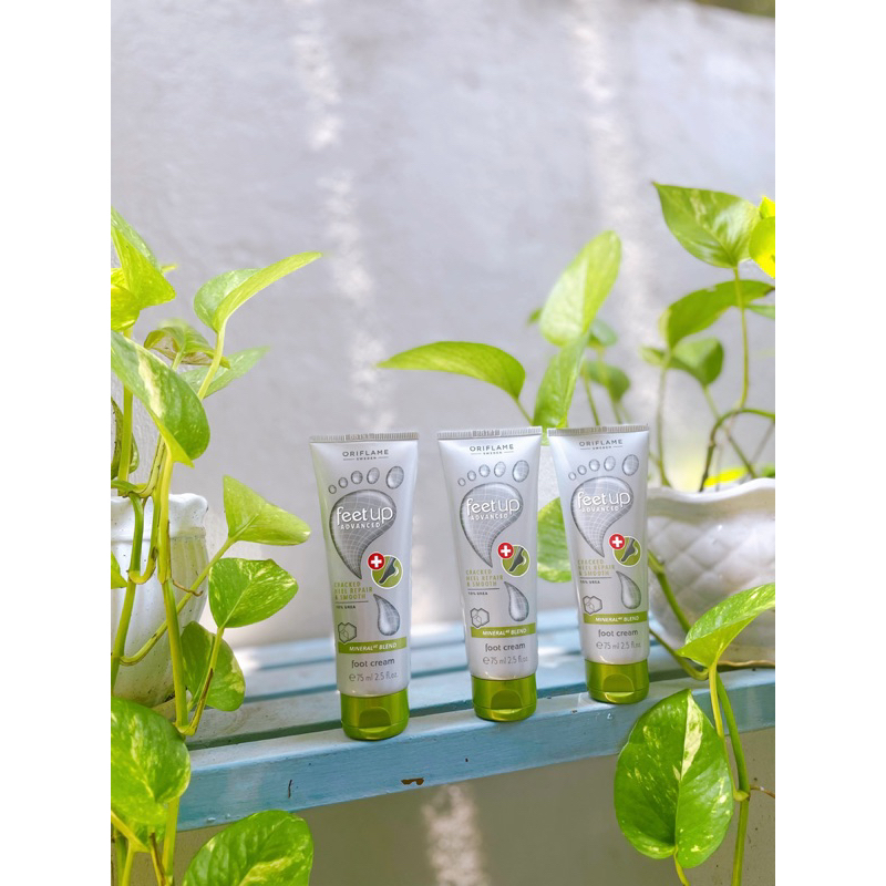 Kem dưỡng chân 33027 tuýp 75ml