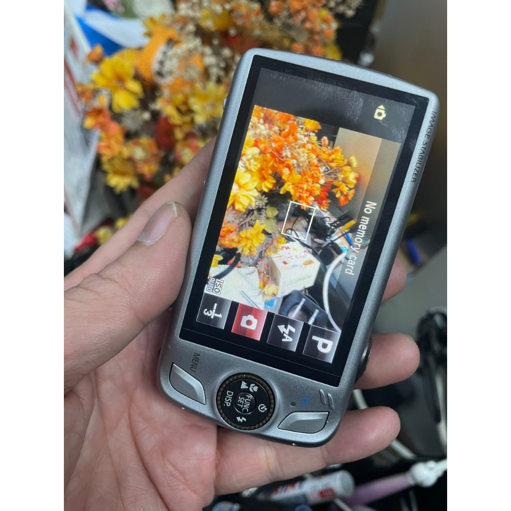 Máy ảnh Canon IXY 930 IS cảm biến CCD 12.1Mpx