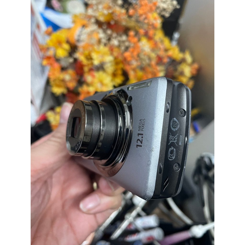 Máy ảnh Canon IXY 930 IS cảm biến CCD 12.1Mpx