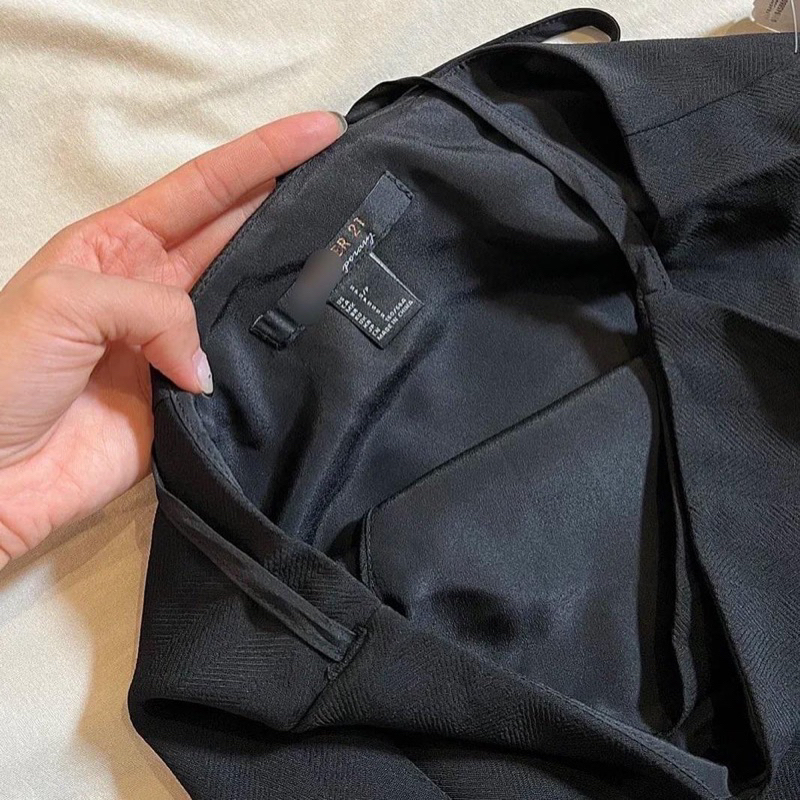 ✨Chân váy F21 thắt dây - CVF1311