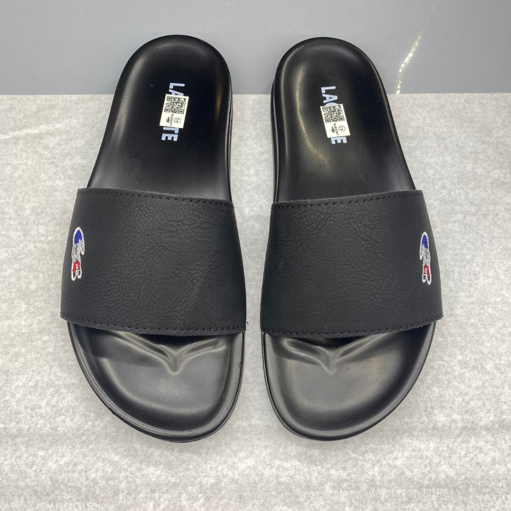 Dép Nam Quai Ngang Thêu Cá Sấu Phiên Bản Màu Đen Viền Khâu Chắc Chắn Kiểu Dáng Thời Trang Đi Êm Chân