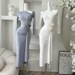 Đầm body ôm xuông lệch vai nhẹ xoắn hoa sang chảnh