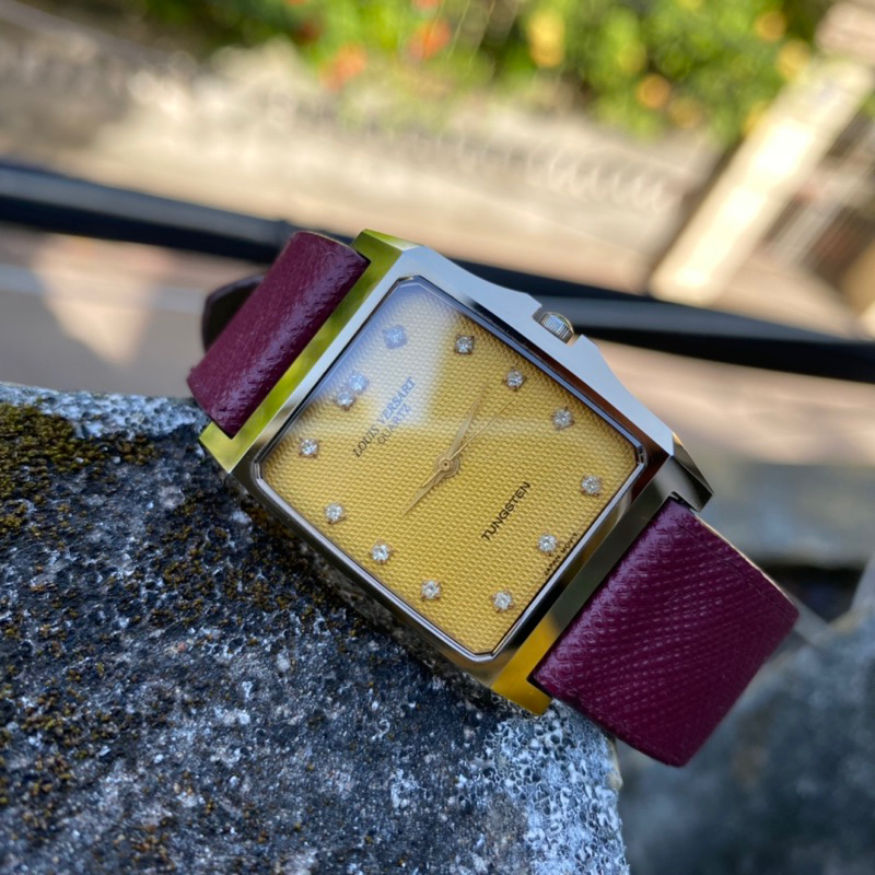 Louis vessart Quartz Tank Nam Vỏ Đá Tungsteng