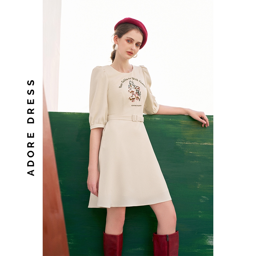 Đầm Mini dresses casual style dạ mỏng beige thêu florals 312DR1172 ADORE DRESS