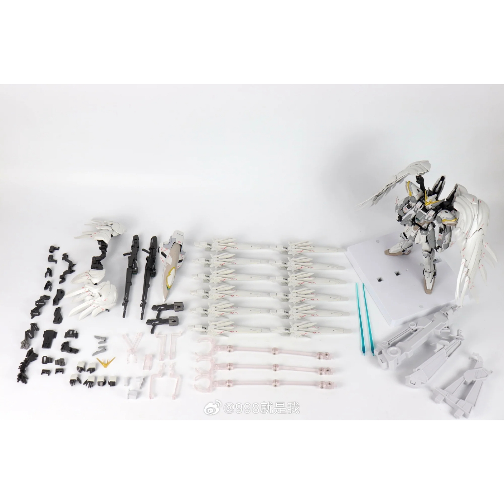 Mô Hình Lắp Ráp MG 8827