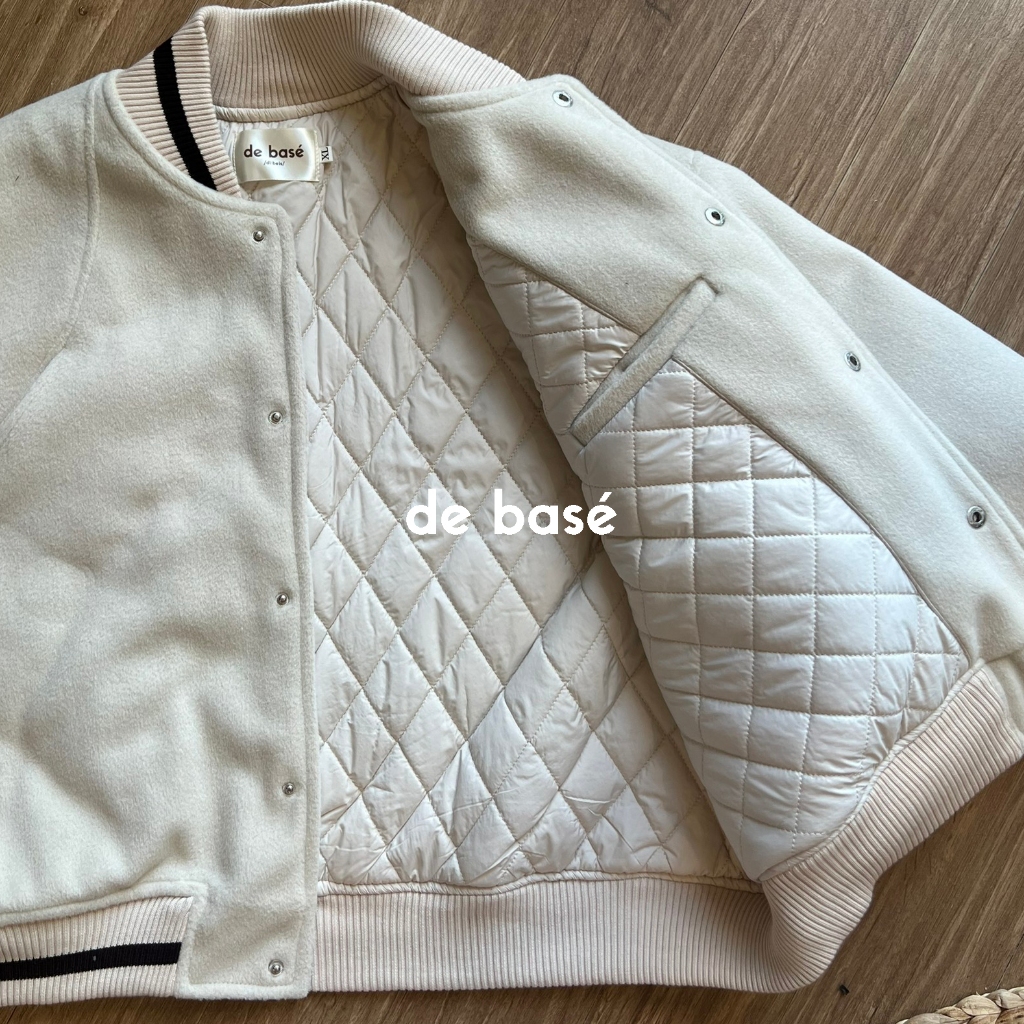 Áo BOMBER dạ - LAZY POCKET BOMBER - Form CROP - De Basé