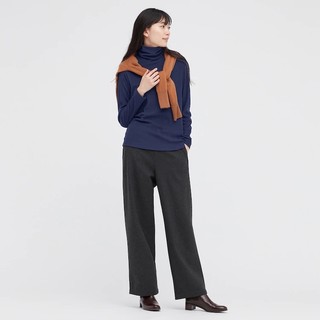 ÁO CỔ LỌ HÀNG DƯ XỊN UNI