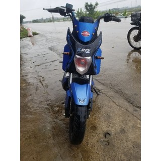 cằm đỡ đèn pha xe điện xmen