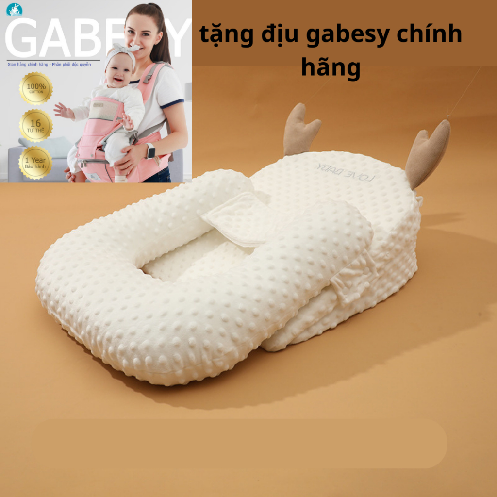 Gối chống trào ngược cho bé cao cấp LOVE BABY vải polyester lõi cao su non