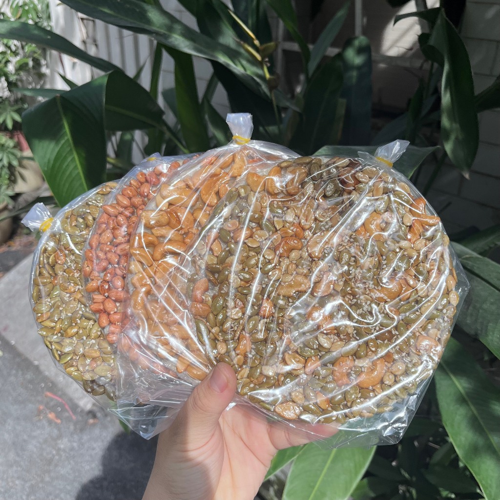 Gói lớn 17cm - Kẹo hạt điều, hạt bí, đậu phộng, kẹo thập cẩm giòn thơm ngon