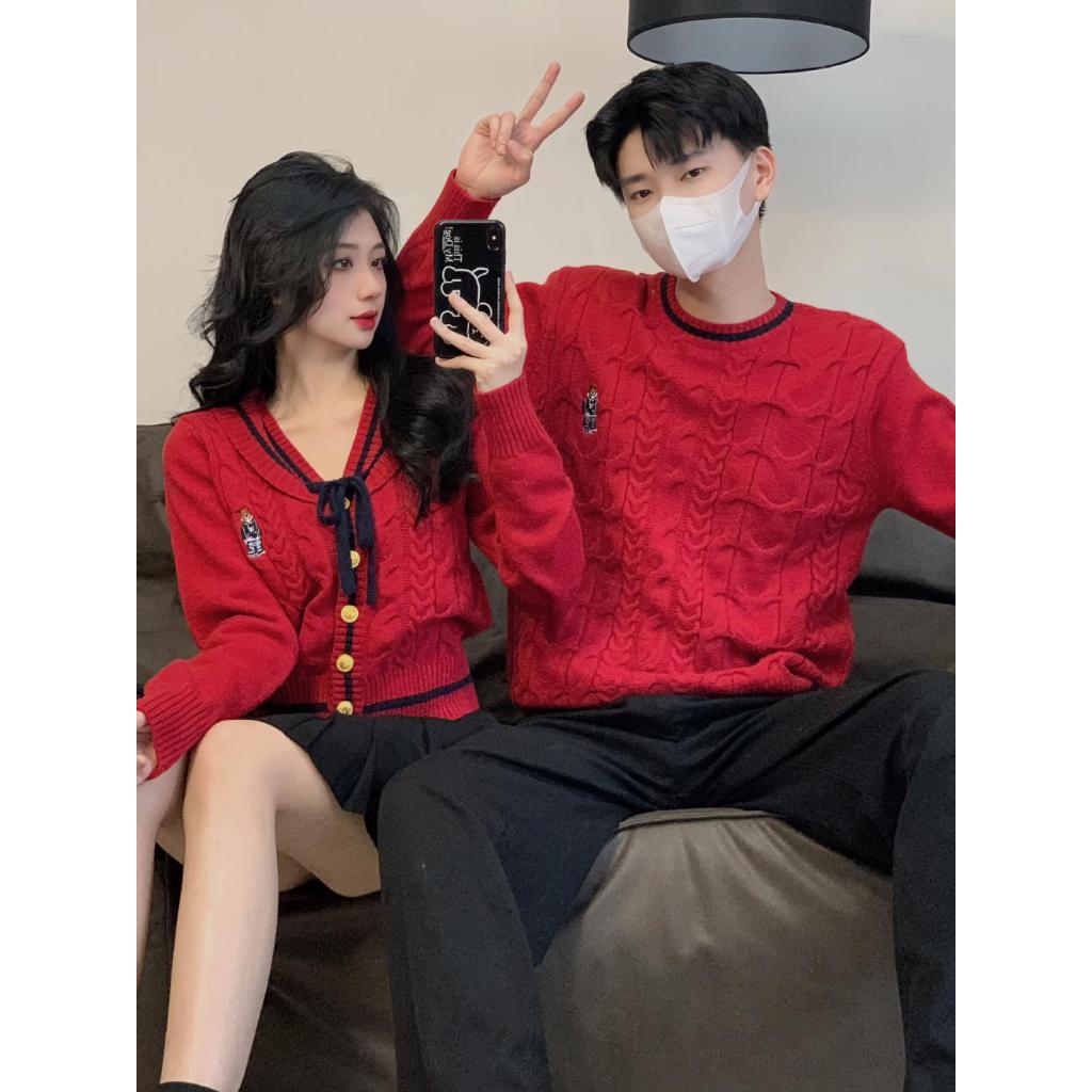 Áo đôi, Áo len đôi nam nữ dẹt kim màu đỏ đón Noel Năm Mới đồ đôi couple 2LOVE thu đông 2023 Mã 2L0013