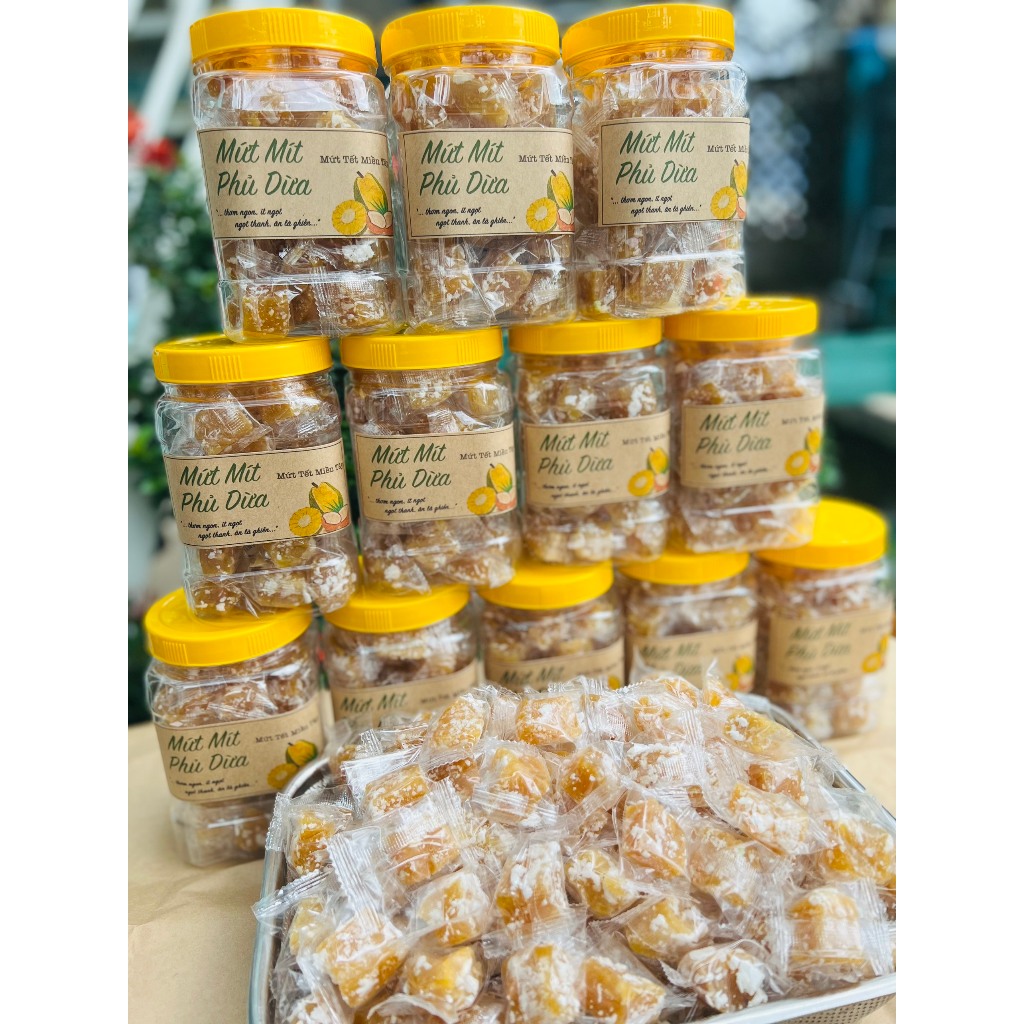 Hôp 500g mứt mít phủ dừa siêu ngon