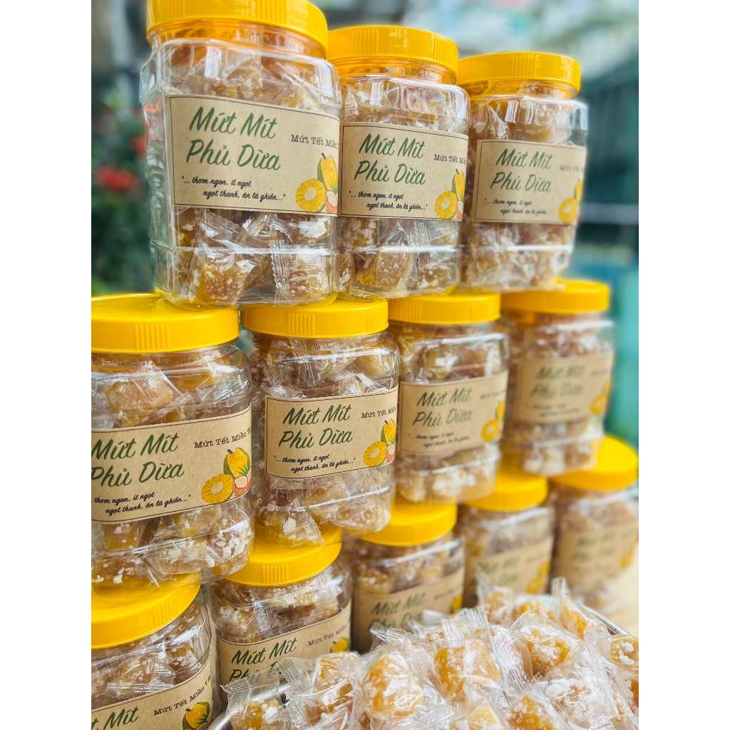 Hôp 500g mứt mít phủ dừa siêu ngon