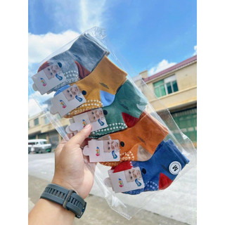 Set 5 đôi tất chống trượt cho trẻ em từ 0-2 tuổi