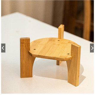 Kệ Gỗ Để Bình Nước Băng Tre