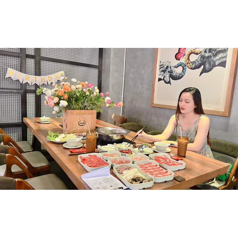 PEN - Đầm hoa 2 dây pass 79k <50kg