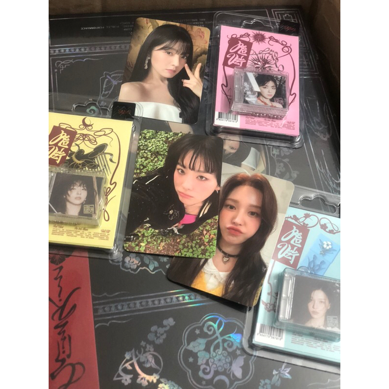 Photocard lẻ chil kill red velvet