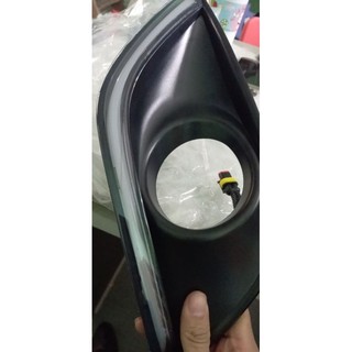Đèn gầm có led / nissan sunny