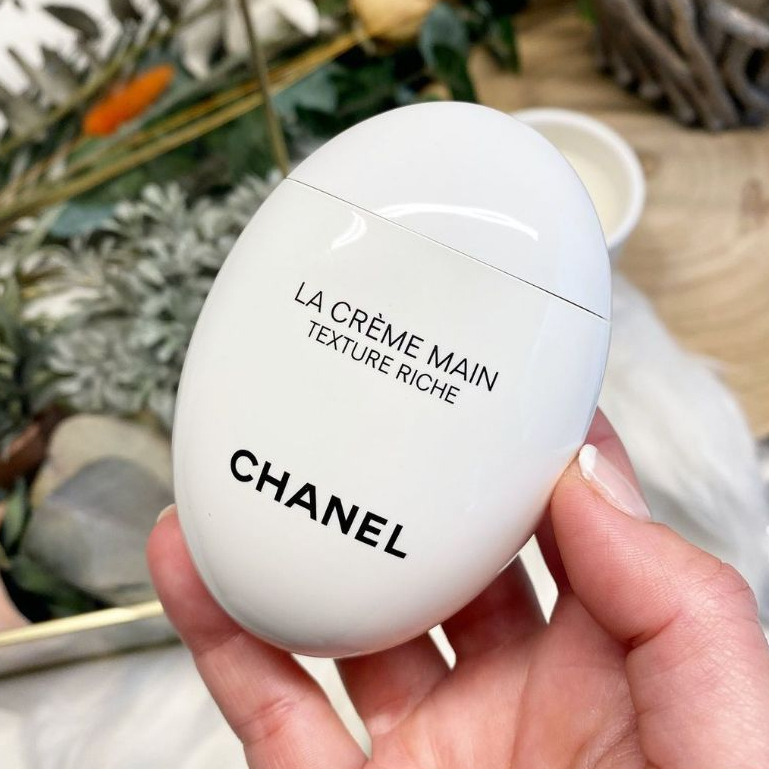 Kem Dưỡng Da Tay Giúp Nuôi Dưỡng, Bảo Vệ và Làm Sáng Da Chanel La Crème Main Texture Riche 50ml