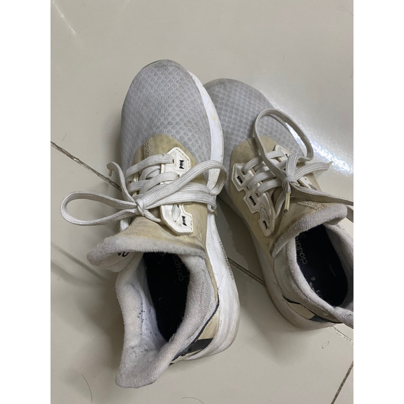 Thanh lý giày adidas