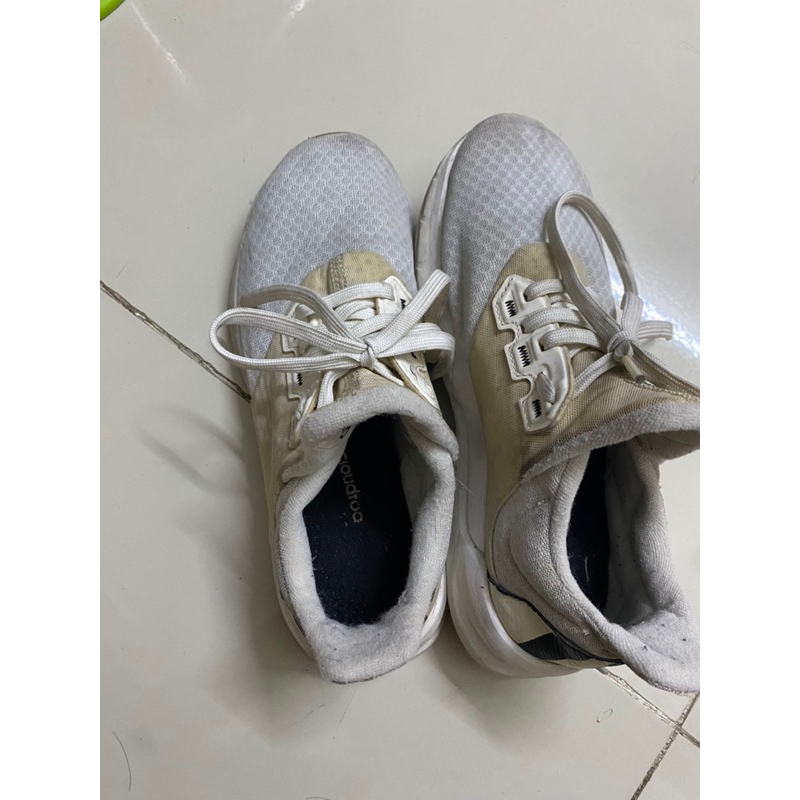 Thanh lý giày adidas