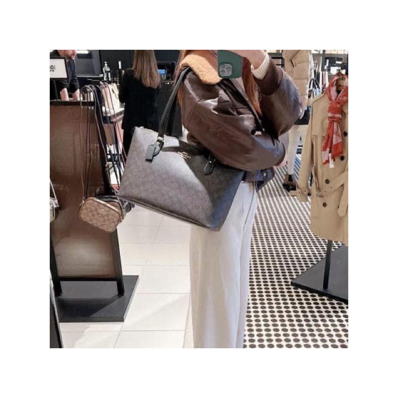 Túi tote Coach Gallery dáng công sở