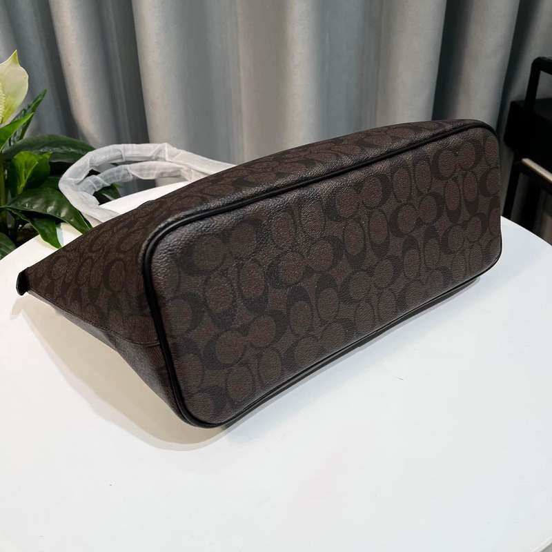 Túi tote Coach Gallery dáng công sở