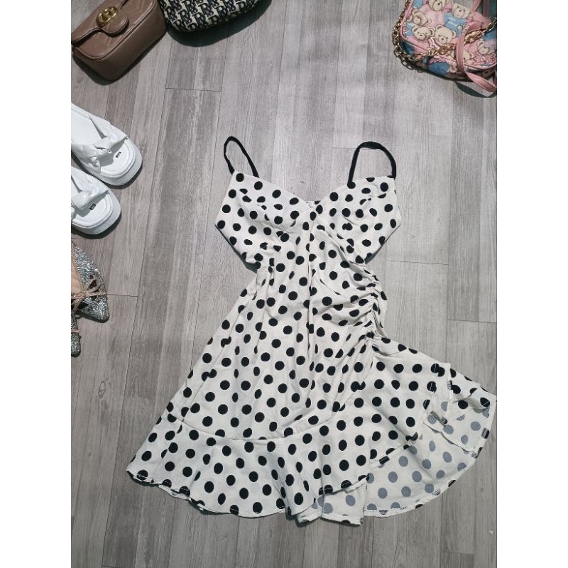 Đầm váy áo size M