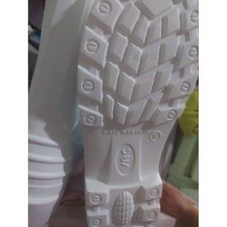 ủng nhựa siêu nhẹ VAC