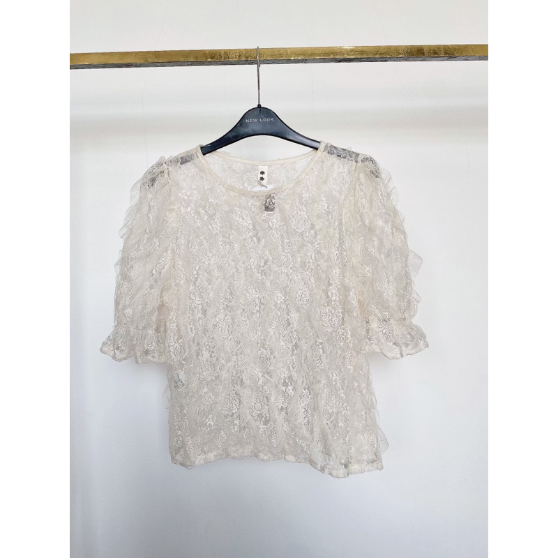 Ruffle lace top