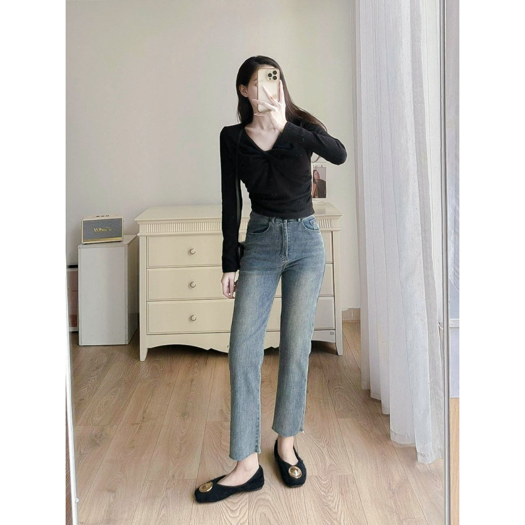 Quần Jeans Ống Đứng MYAN Chất Denim Co Giãn Thiết Kế 2 Cúc Cạp Cao Q102305