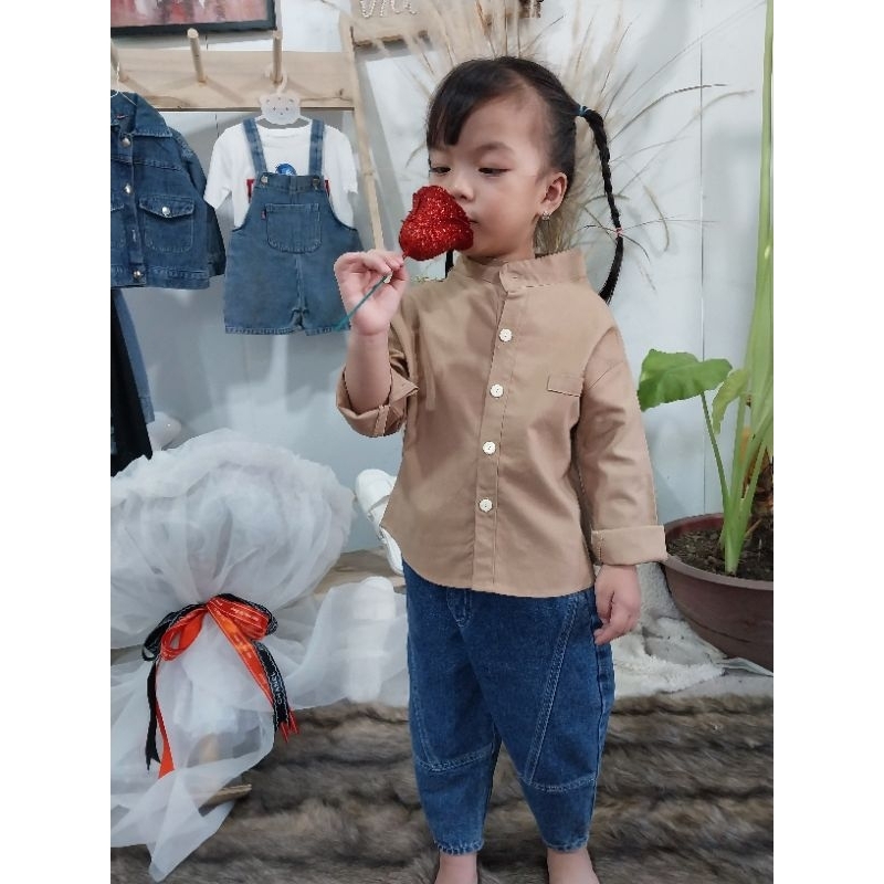 Áo Sơ Mi Hai Màu Nổi Bật Cho Bé Trai Và Bé Gái