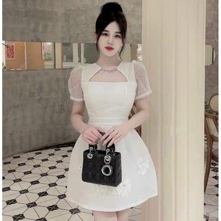 ĐẦM ĐI TIỆC TAPTA PHỐI XÍCH GIỮA SANG TRỌNG