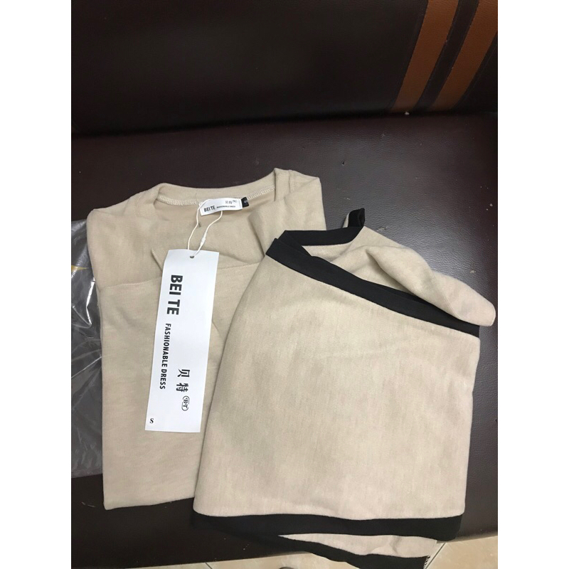 Áo len quàng khăn hàng QC