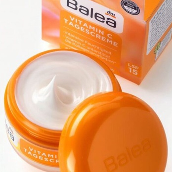 ⭐⭐⭐⭐⭐✨Kem Dưỡng Da Balea Vitamin C Giúp Da Trắng Sáng, Đều Màu, 50ml Bảo Vệ Da Và Tăng Sản Sinh Collagen✨✨✨✨v