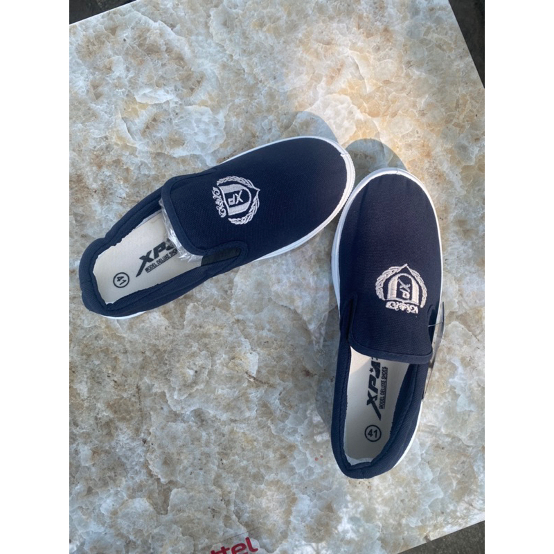 Giầy vải thể dục