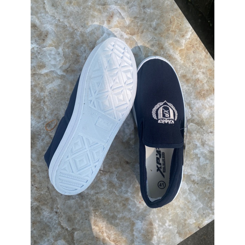 Giầy vải thể dục