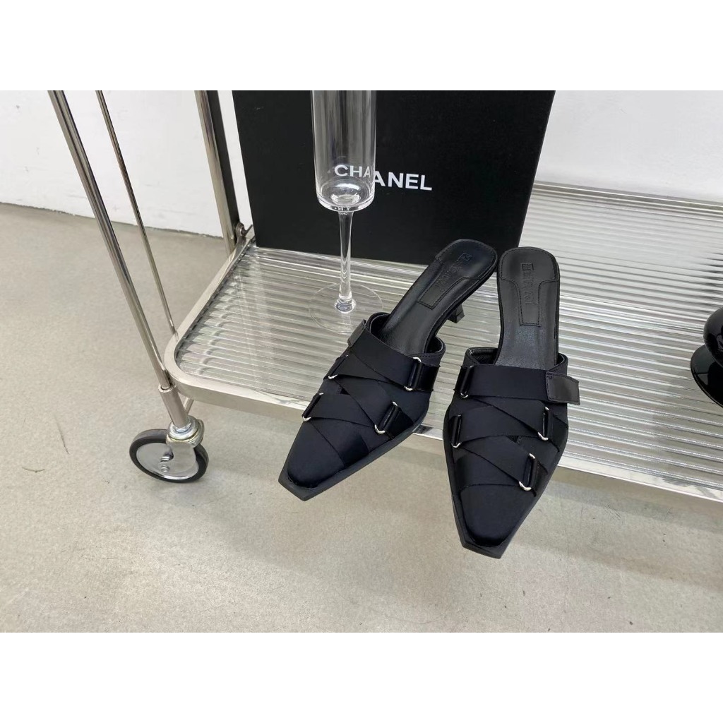 G678- SỤC ĐEN ĐAN CHÉO