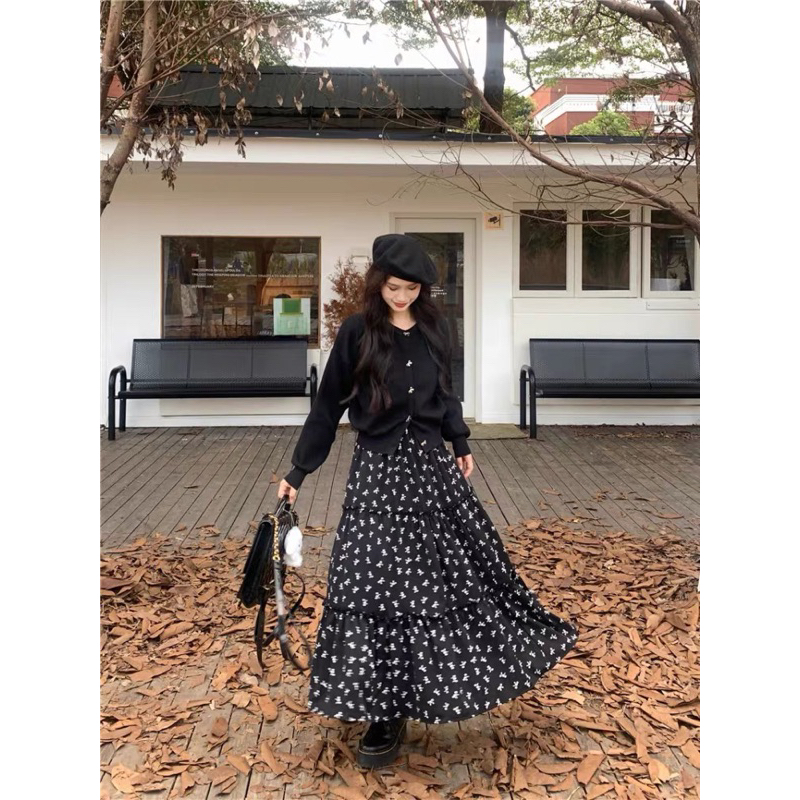 Set áo len dệt kim cúc nơ + chân váy hoa nhí phong cách vintage M11