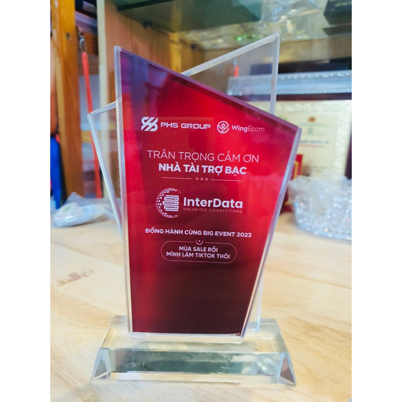 Kỷ niệm chương pha lê MA01