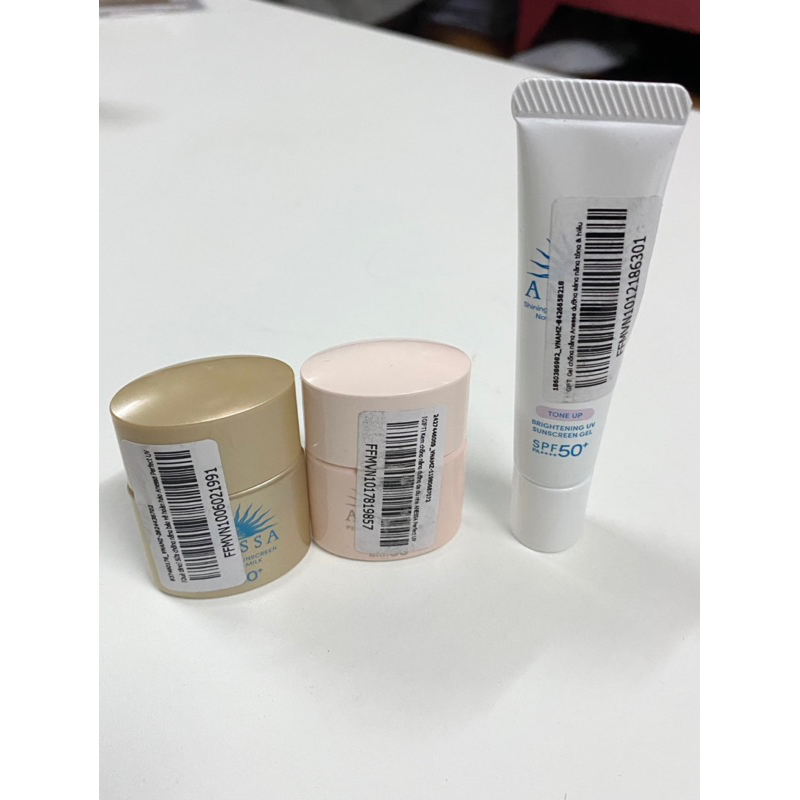 Kem chống nắng Anessa minisize